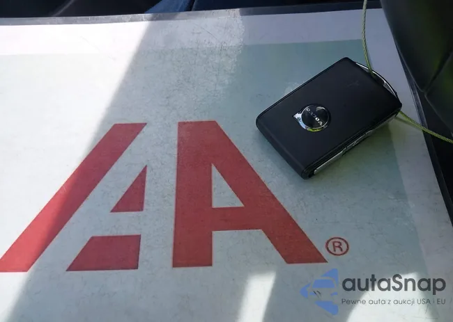 YV4L12UW8P2972218: 44116899