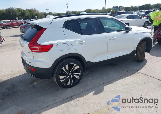 YV4L12UW8P2972218: 44116899