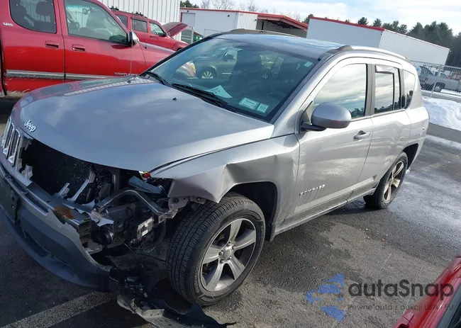 1C4NJDEB6GD572973: 44116927