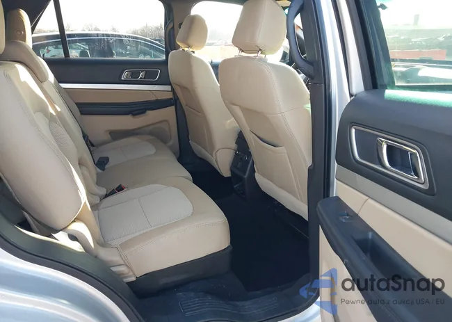 1FM5K8D80HGA22559: 44116958