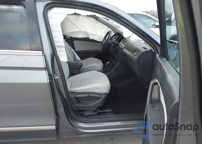 3VV2B7AX2LM038176: 44117048