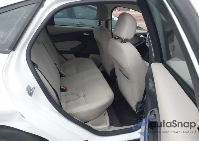 1FADP3F28F6238215: 44117056