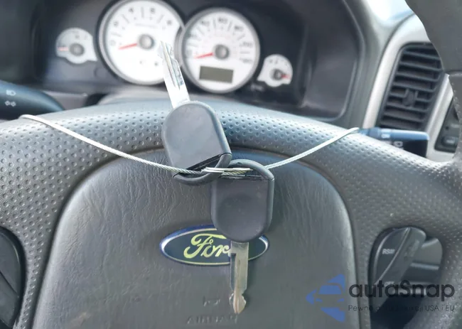 1FMCU03186KB67706: 44117079