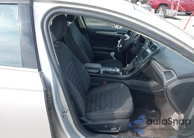 3FA6P0LU0HR416961: 44117088