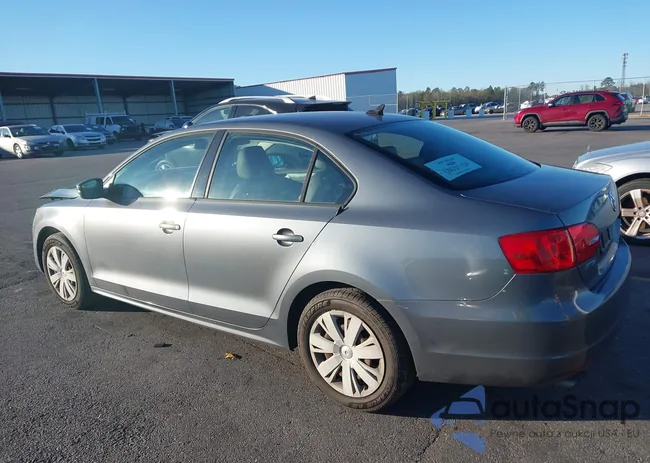 3VWD17AJ4EM369945: 44116137