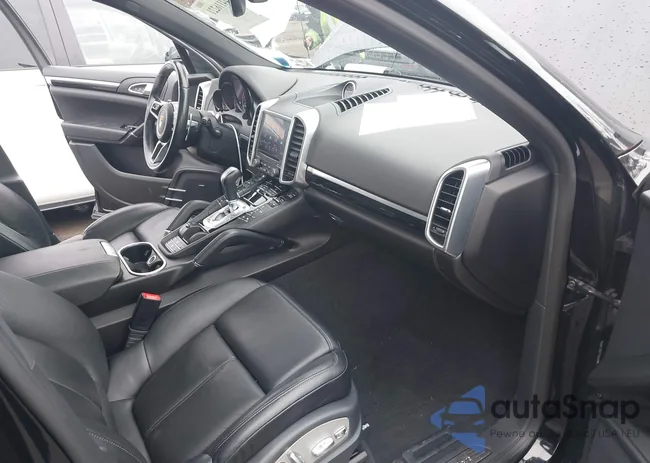 WP1AA2A20HKA82419: 44116221