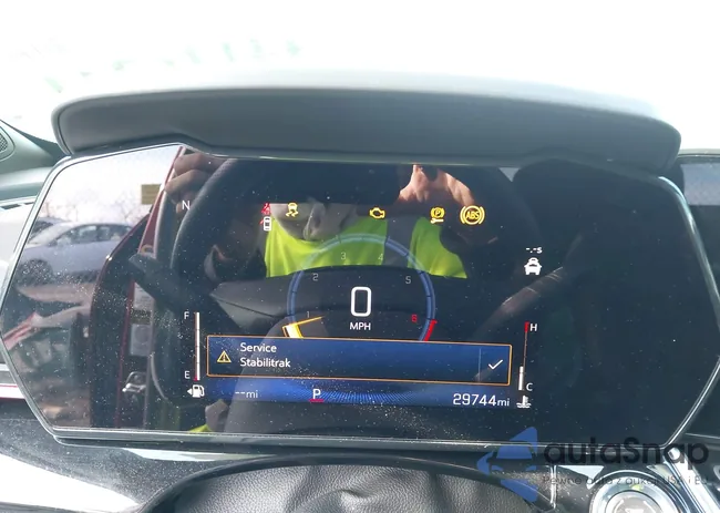 KL77LJE23RC131275: 44116244