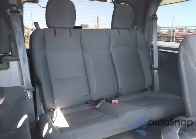 1C4HJXAG7PW650438: 44116299