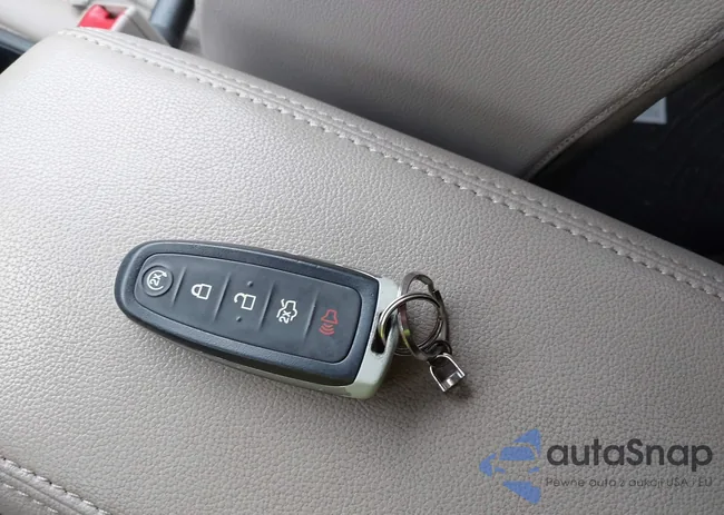 1FMCU9J95JUA68318: 44116314