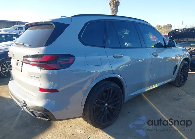 5UX13EU09S9Y02725: 44116366