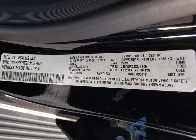 1C6SRFHT2PN587676: 44116389