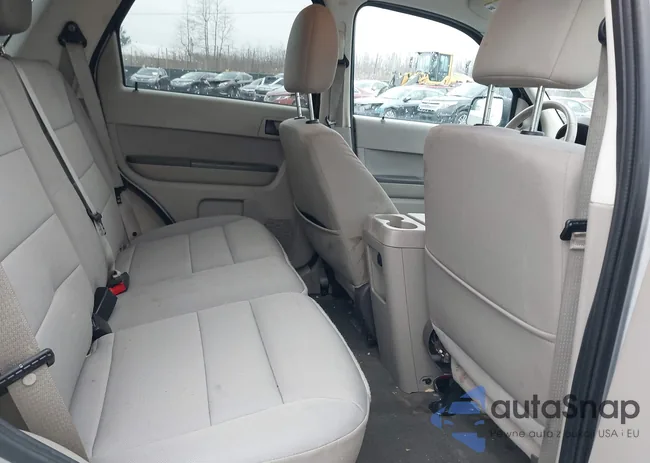 1FMCU9DG9BKB89358: 44116410