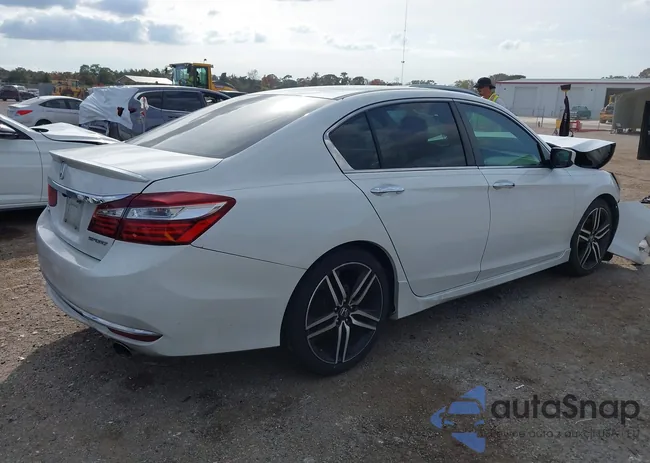 1HGCR2F59GA013045: 44116419