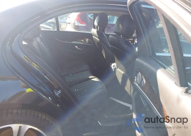 WDDZF4KB8KA548777: 44116463