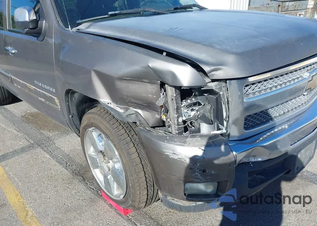 1GCRCSE01BZ332899: 44116469