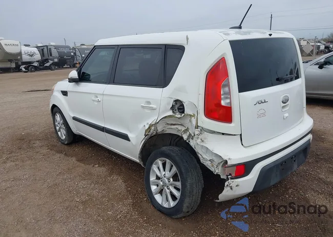 KNDJT2A62D7575935: 44117526