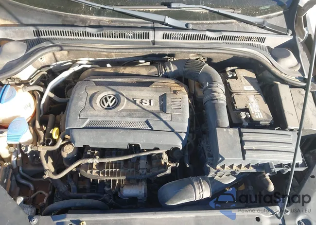 3VWD17AJ8EM302247: 44117569