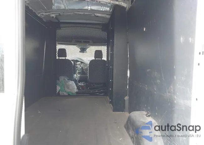 1FTYR2CM4JKB53943: 44117634