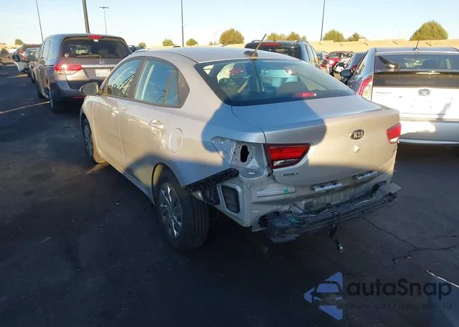 3KPA24AB5JE049998: 44117662