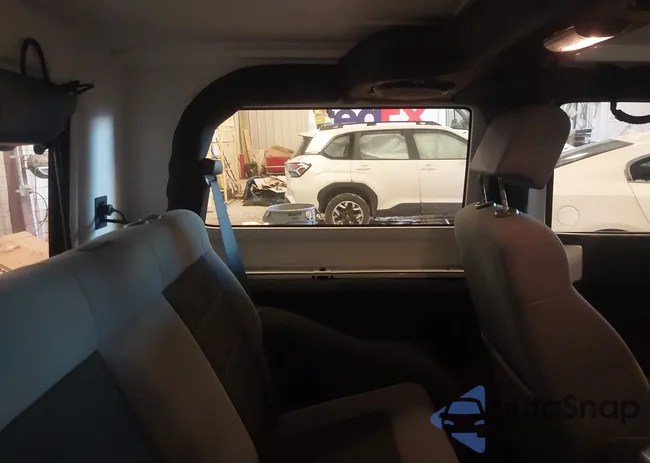 1J4AA2D1XAL165564: 44117671