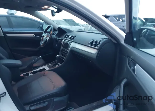 1VWBN7A36DC132550: 44117682