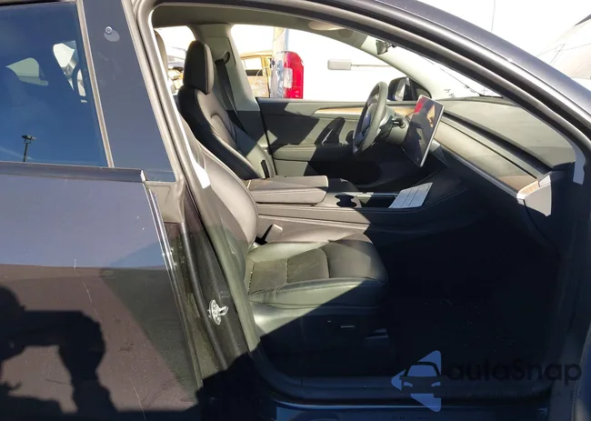 7SAYGDEE9RF114574: 44117695