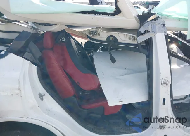 1C4SDJCT4FC176873: 44117698