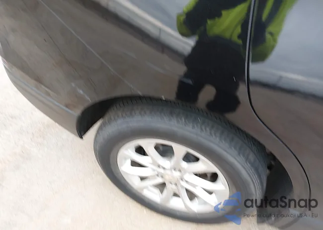 2GNAXUEV7L6239513: 44117718