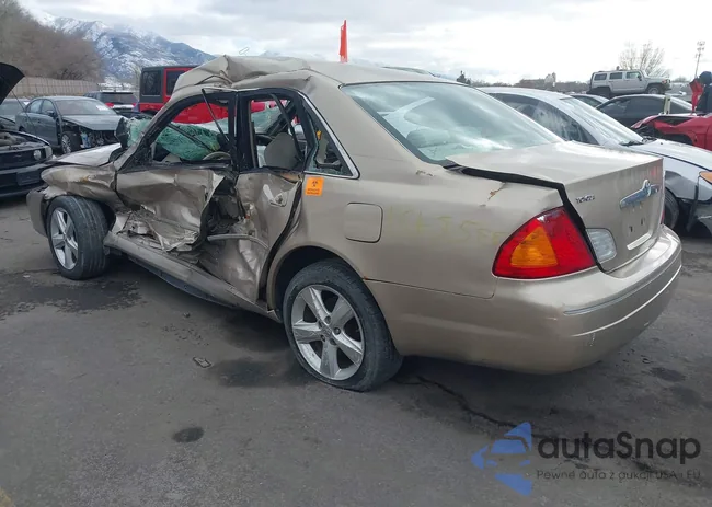 4T1BF28B32U255533: 44117738