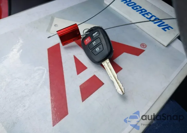 2T1BURHE3KC212398: 44117787