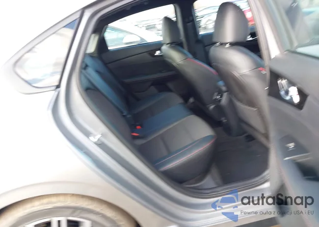 3KPF44AC2NE476831: 44117793