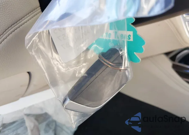 WBA7F2C58HG422209: 44117857