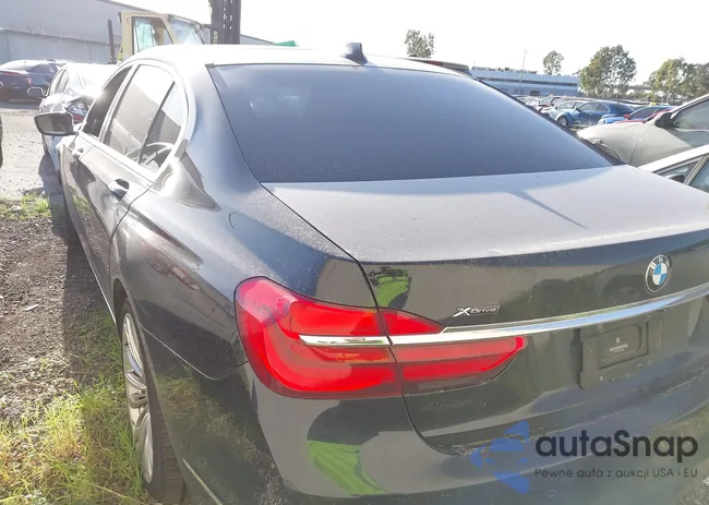 WBA7F2C58HG422209: 44117857