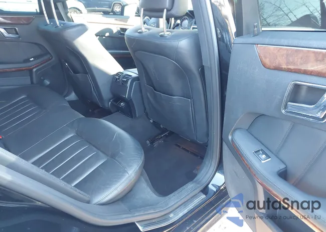 WDDHF8HB8AA084463: 44117898