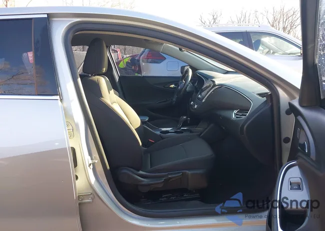 1G1ZE5ST7HF208343: 44117933