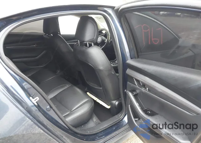 3MZBPADL6KM108022: 44117967