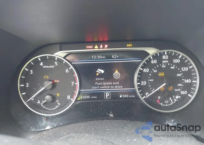 3N1AB8CV3MY279737: 44117130