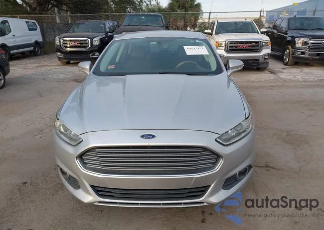 3FA6P0HR4DR164405: 44117172