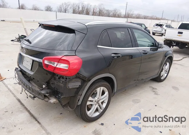 WDCTG4EB5KU007414: 44117198