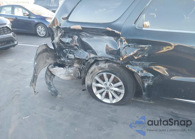 1C4SDJFT3MC683563: 44117208