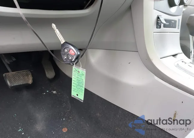 2T1BU4EE9DC118004: 44117220