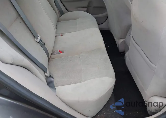 2T1BU4EE9DC118004: 44117220