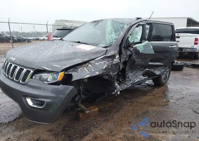 1C4RJFBG0JC383343: 44117255