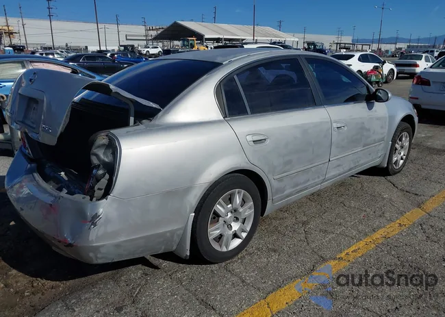 1N4AL11D75N922882: 44117369