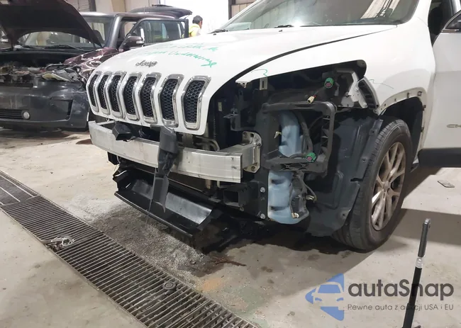 1C4PJMCX7JD500727: 44117384