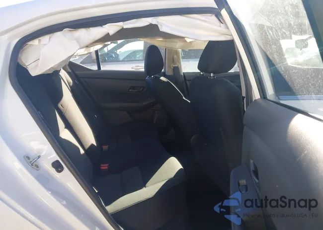 3N1AB8CV8RY293642: 44117396