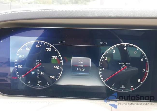 WDDUG8DB1KA453733: 44117404