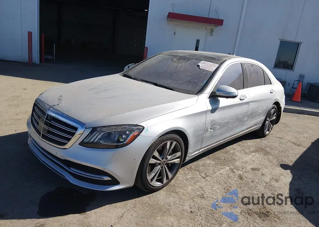 WDDUG8DB1KA453733: 44117404