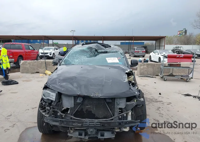 1C4RJFCT3LC298768: 44117425