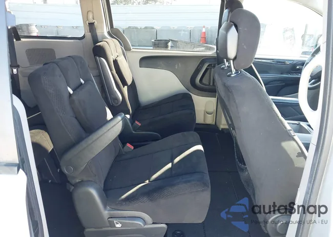 2C4RDGCG3CR378921: 44117429